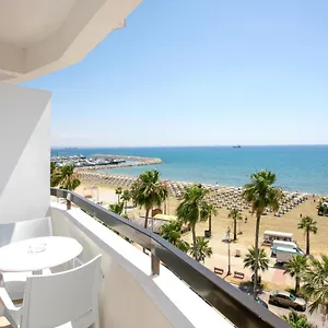 les-palmiers-beach-hotel.larnacahotels.org/