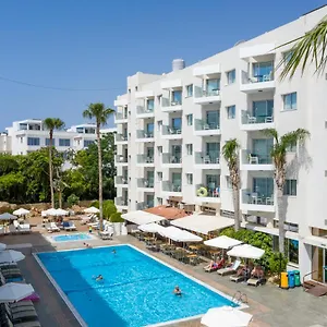 alva-hotel-apartments.protaras-cy-hotels.com/